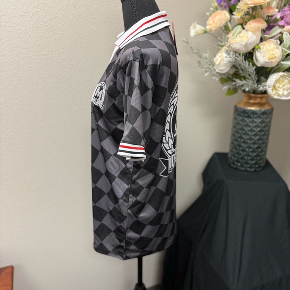 NWT Disney Mickey Mouse #28 Aeropostale Jersey Tee Size S - Picture 4 of 9